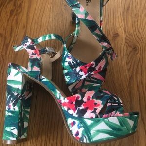 Worn once platform open toe heels